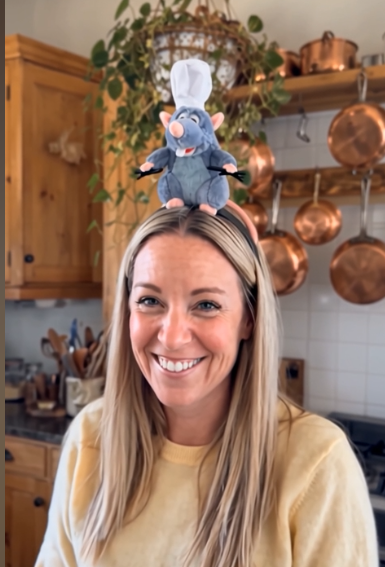 Customer photo review